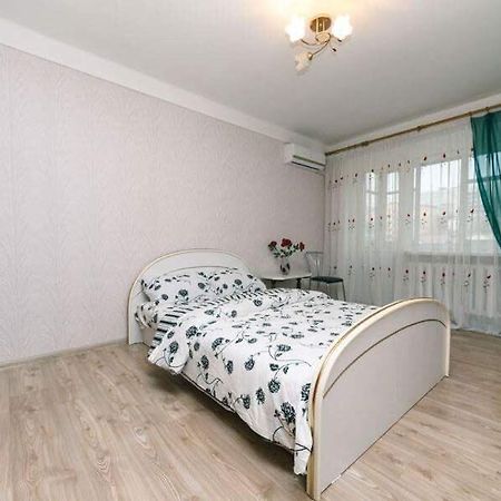 Comfortable One Bad Near Guliver Kiev Extérieur photo